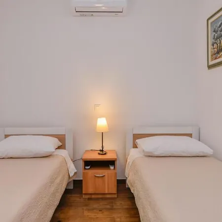 Mint - By Guide Split